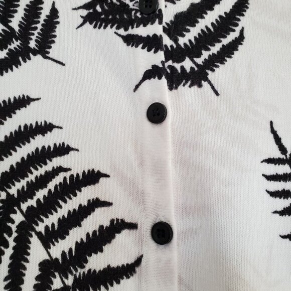 Kate Hill White Cardigan with Black Fern Leaves Imprints. Size S - Picture 12 of 13